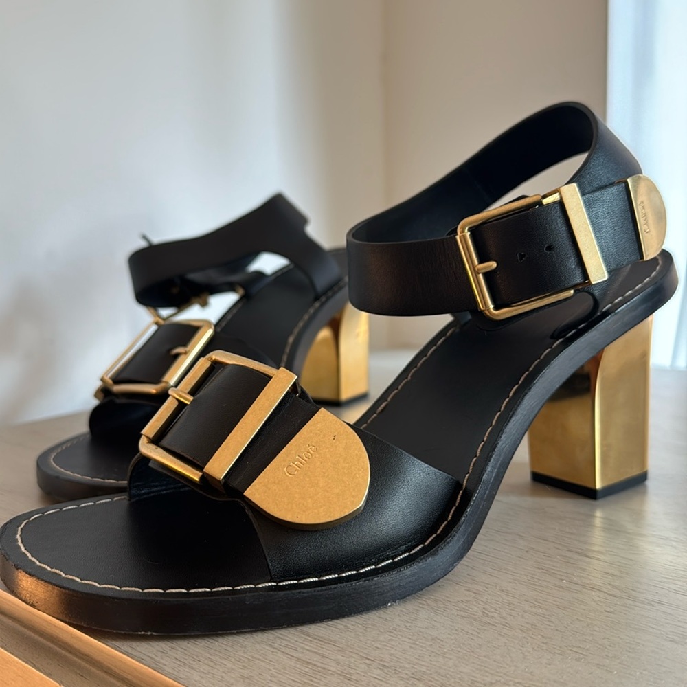 Chloe Black and Gold Heels